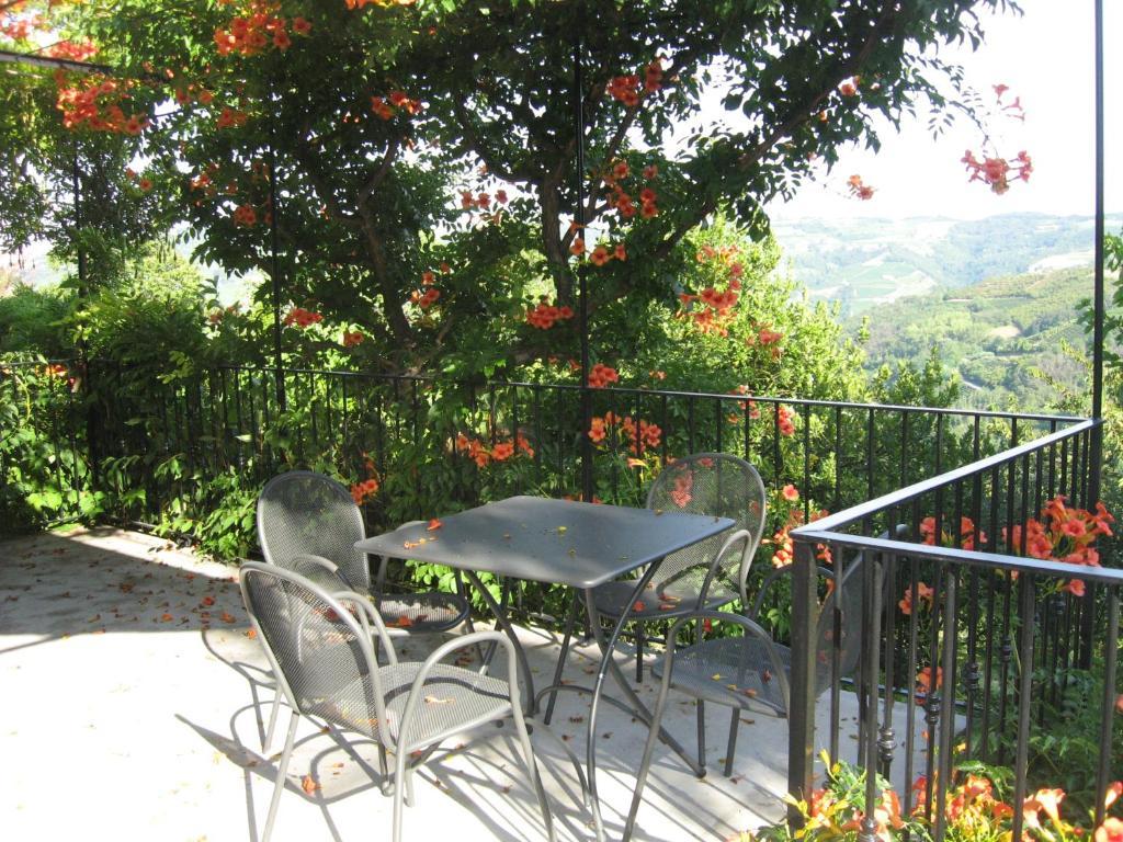 Agriturismo Cascina Serra Cossano Belbo Chambre photo