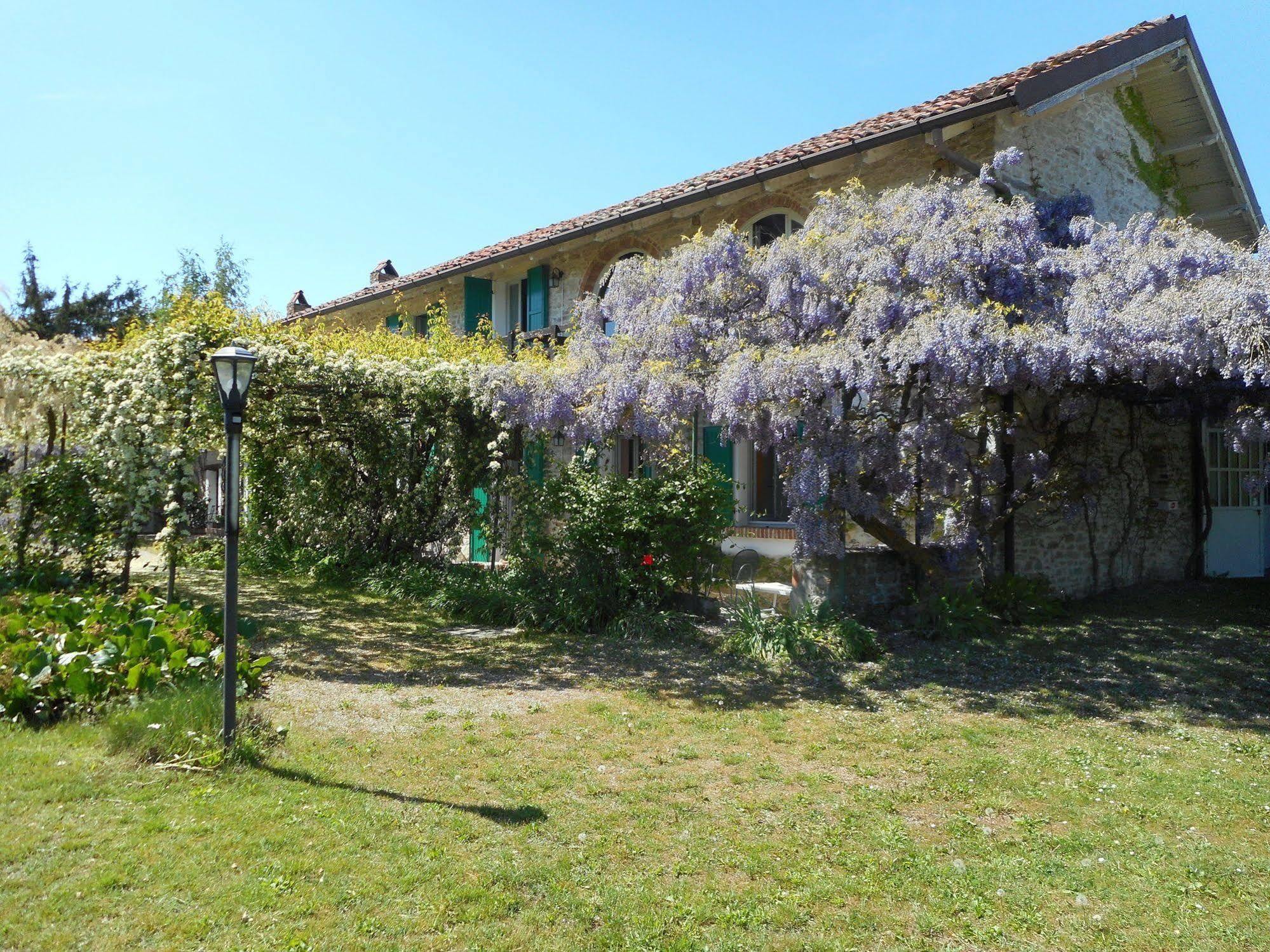 Agriturismo Cascina Serra Cossano Belbo Extérieur photo
